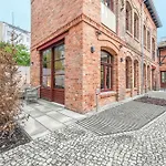 Mitte Loft On 2Floors, 150 Qaudratmeter, 2Brs, 2Bathrooms, Living Room, Dinning Room Up To 8 Ppl
