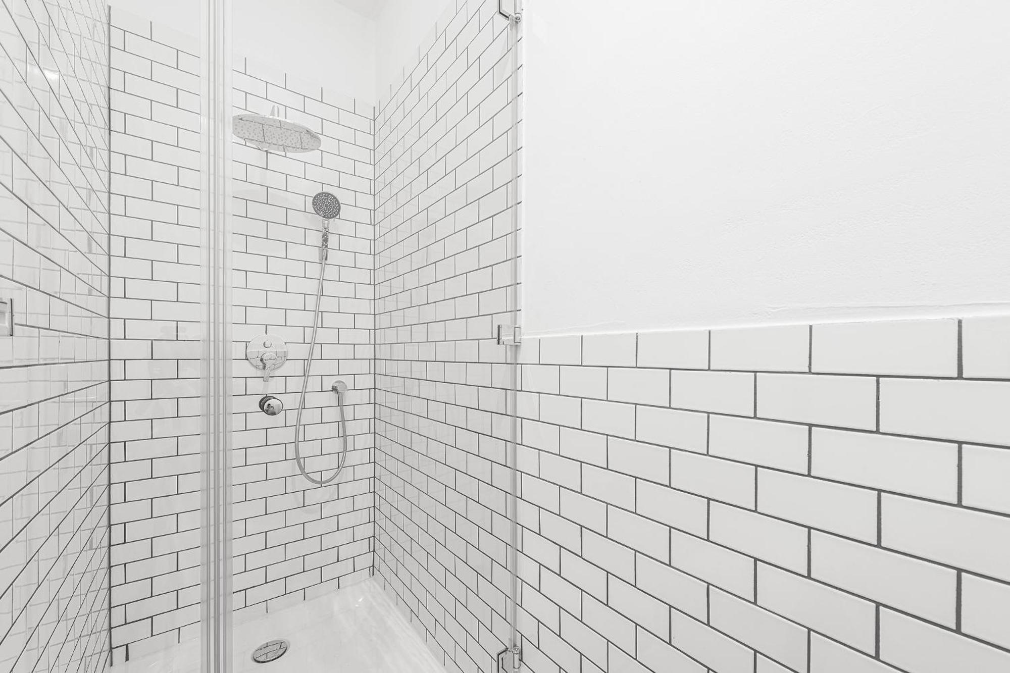 Appartement Mitte Loft On 2floors, 150 Qaudratmeter, 2brs, 2bathrooms, Living Room, Dinning Up To 8 Ppl *