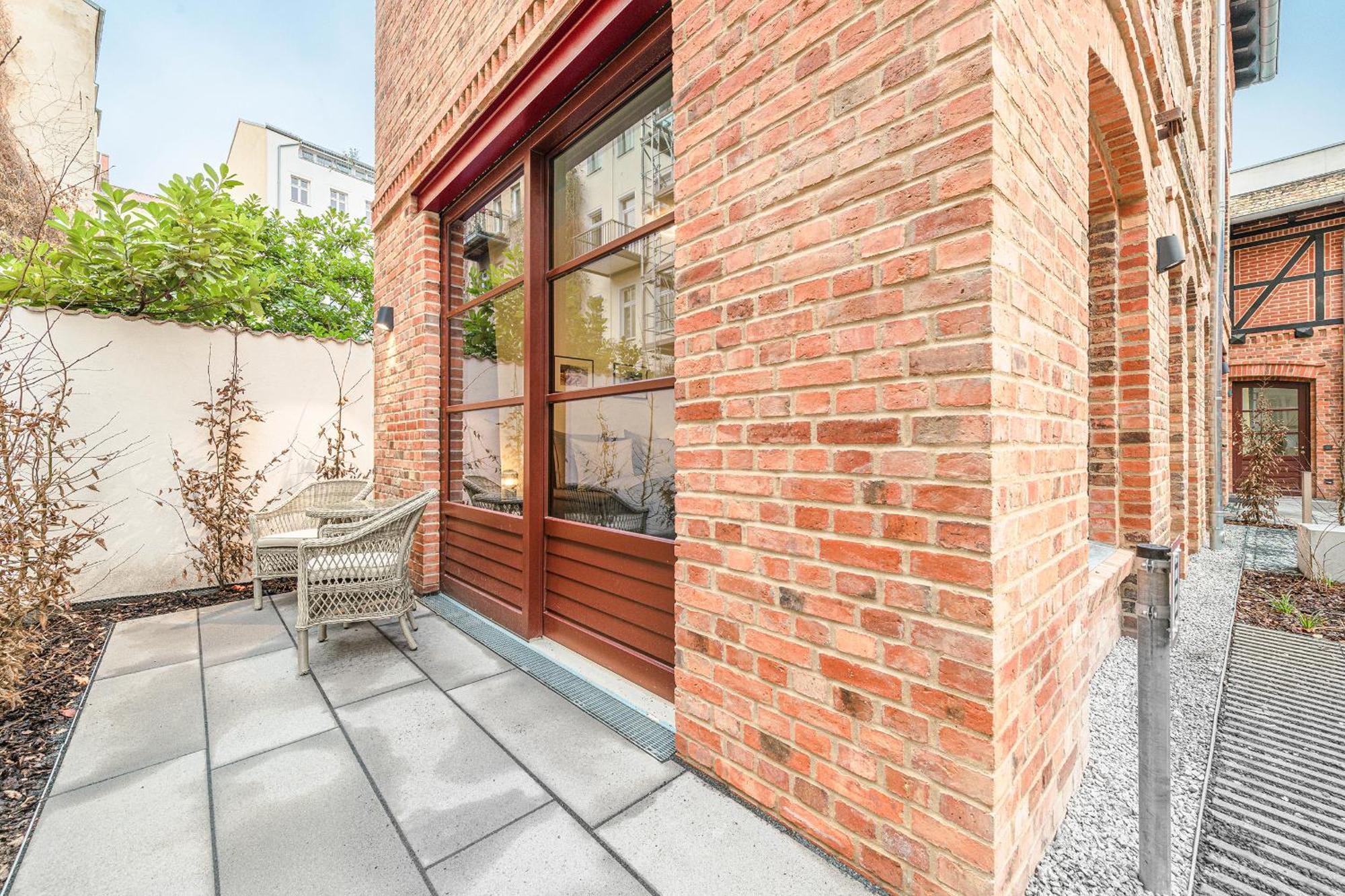 Mitte Loft On 2floors, 150 Qaudratmeter, 2brs, 2bathrooms, Living Room, Dinning Up To 8 Ppl Appartement Berlijn
