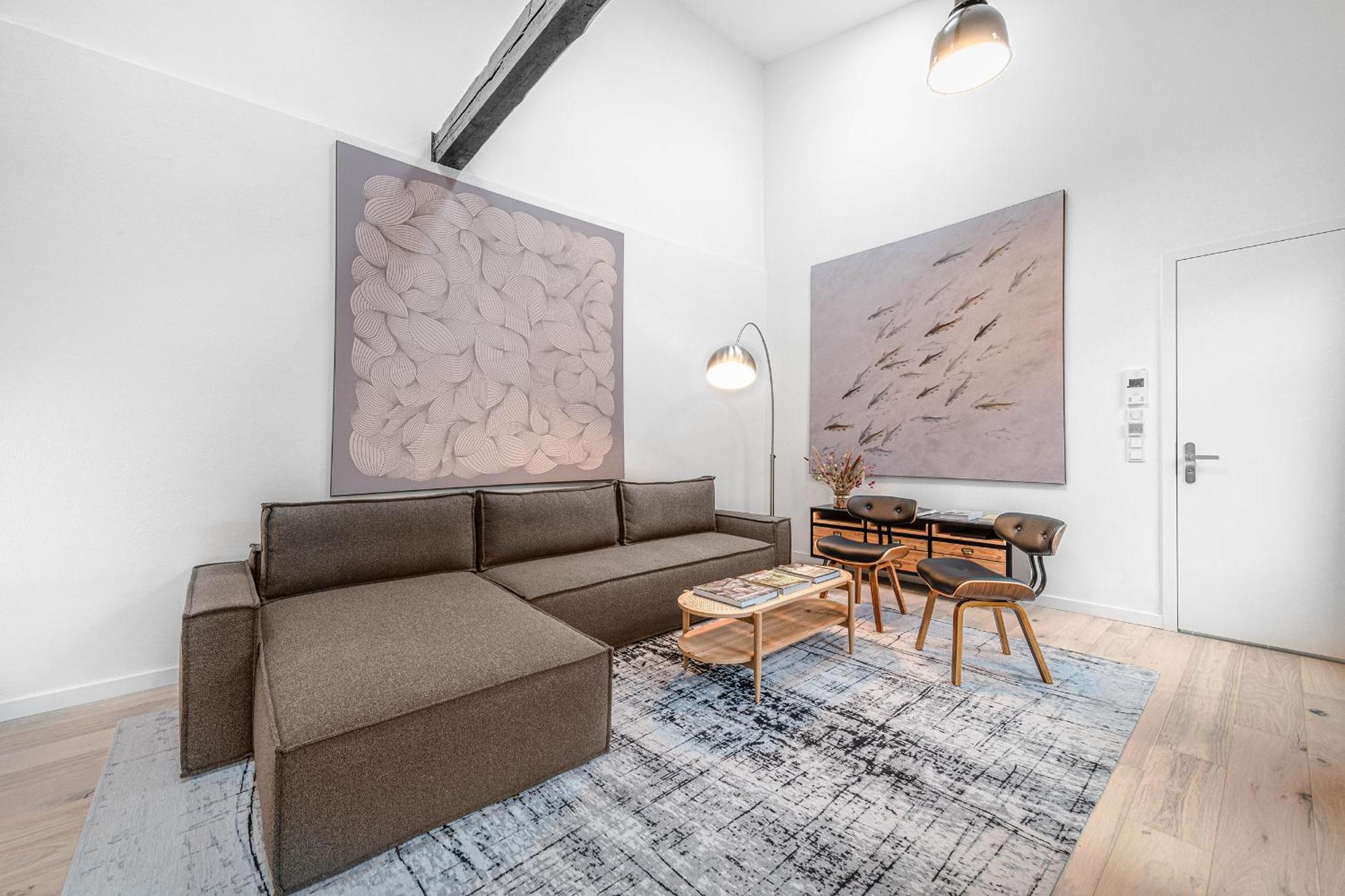 Mitte Loft On 2floors, 150 Qaudratmeter, 2brs, 2bathrooms, Living Room, Dinning Up To 8 Ppl Berlijn